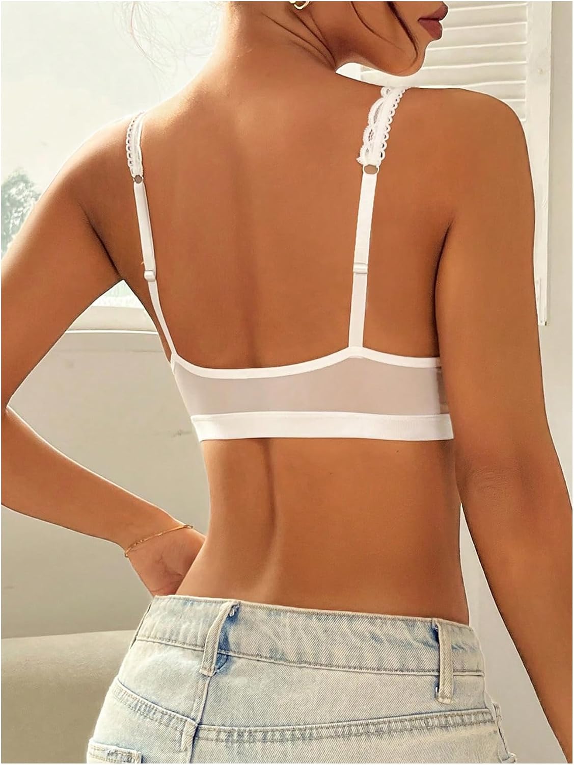 Women's Lace Bras Deep V Neck Wireless Bra Comfort Everyday Bralette